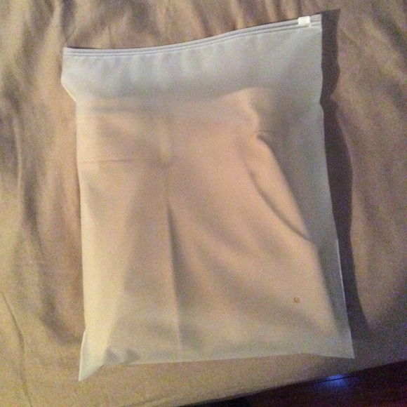 Tan work pants - Picture 4 of 4